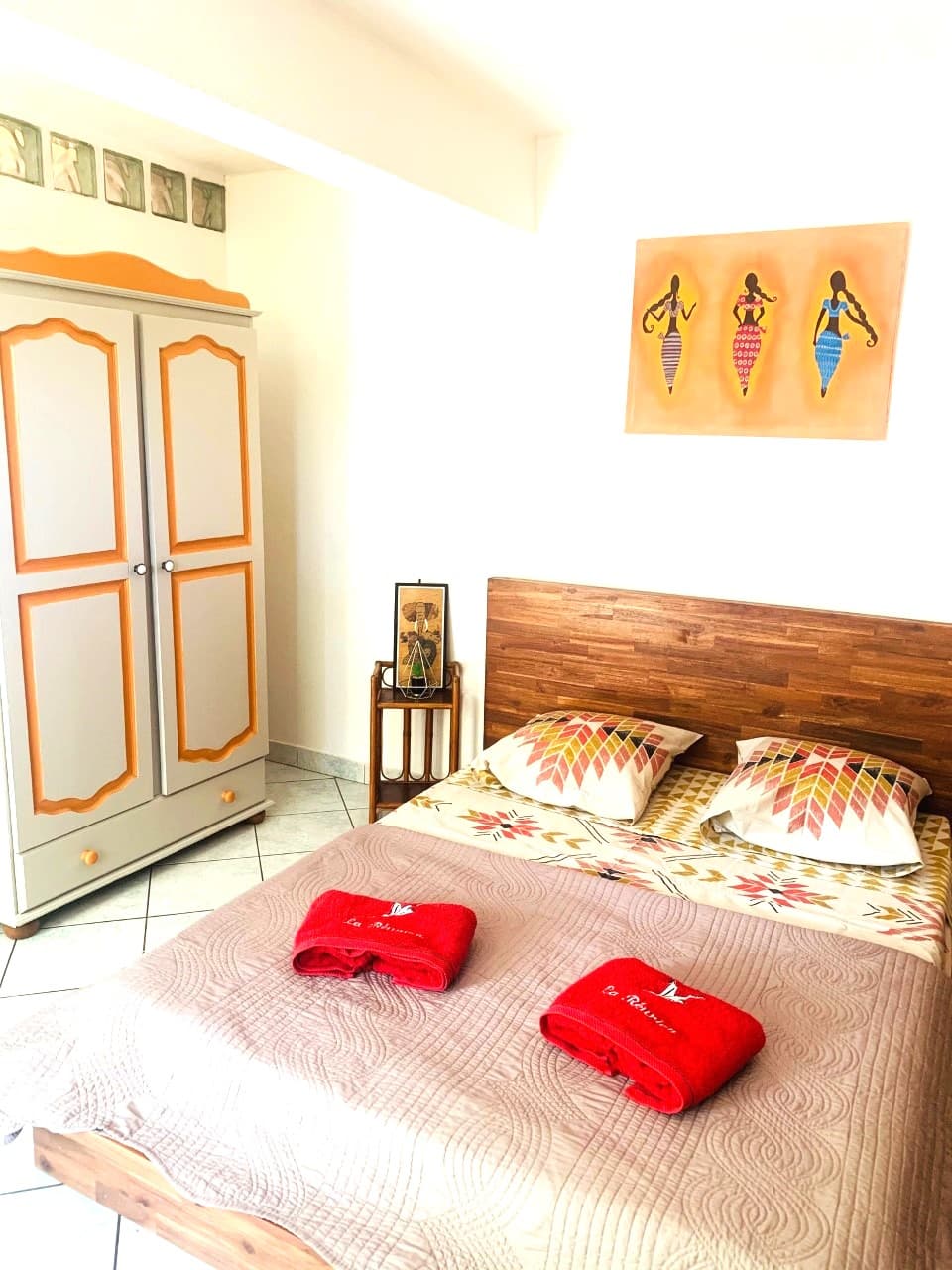 Studio — STUDIO SAVANNAH 2
